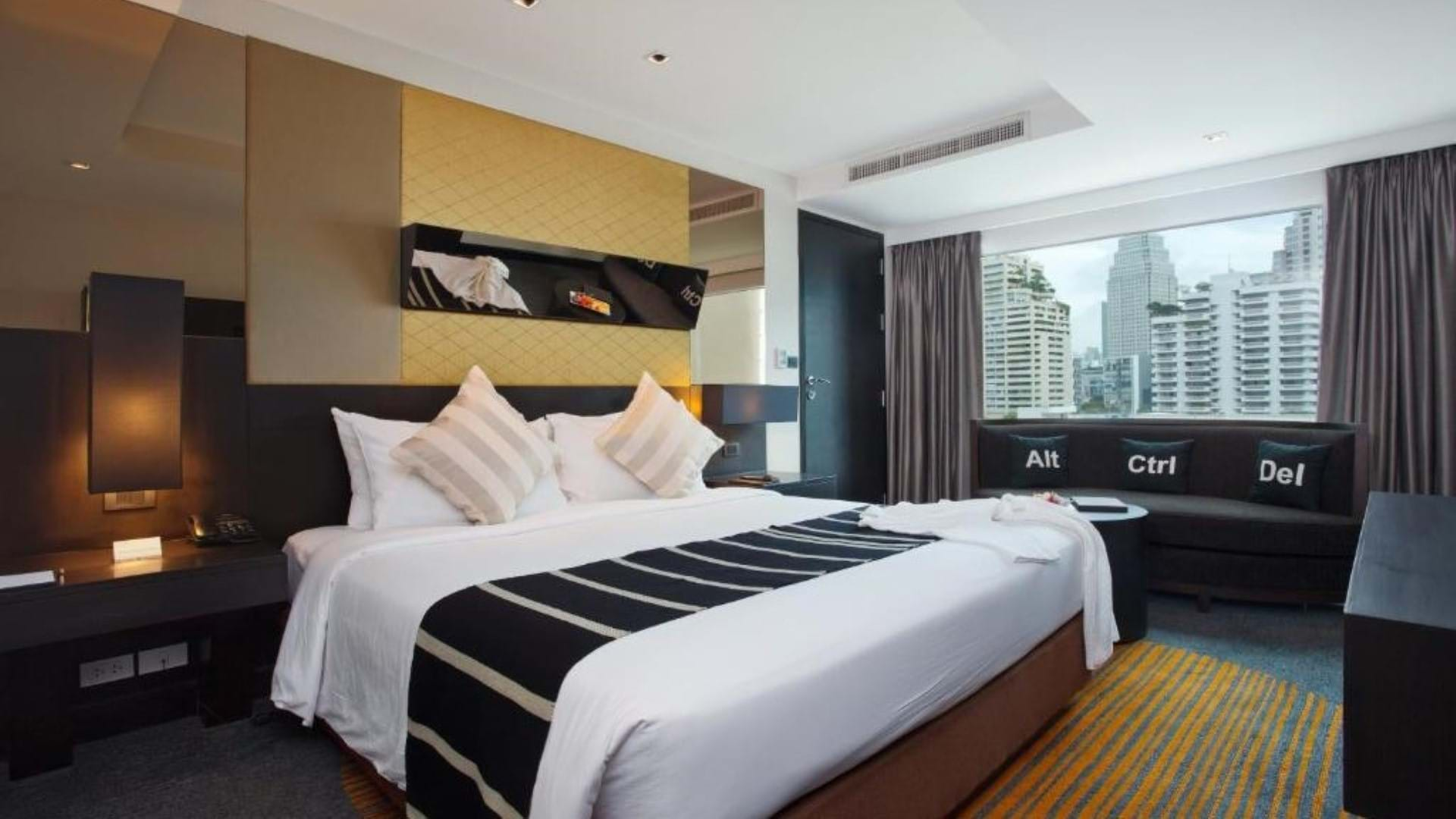 Golden Tulip Mandison Suites Bangkok